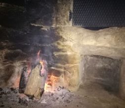 Larpeira y horno de leña